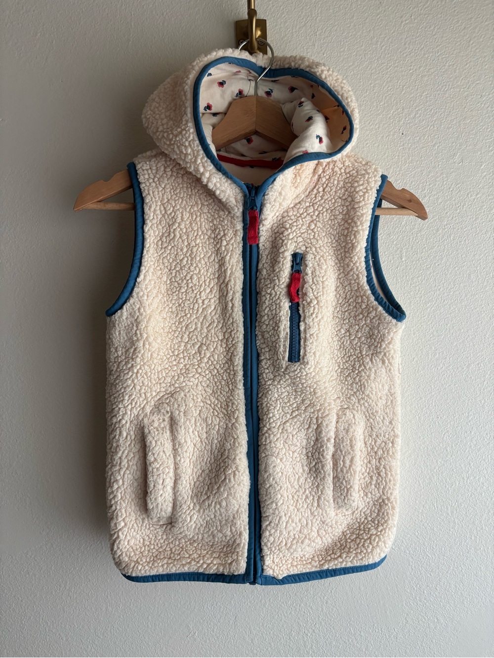 Mini Boden Girls Sherpa Fleece Hooded Vest 9-10Y Cream Floral Lined Full Zip